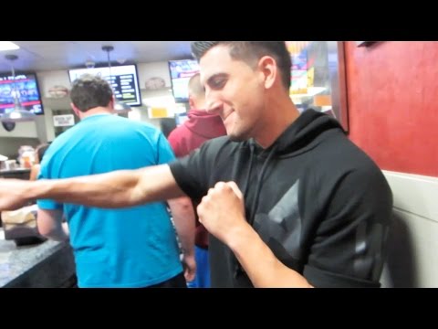 FIGHT FOR SOME PIZZA