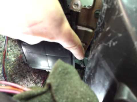How To Replace A Heater Core – ex: Thirdgen Camaro / Firebirds PT. 1 of 2