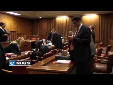 Aurora-hofstryd begin / Aurora court battle starts Aurora-hofstryd begin / Aurora court battle starts
