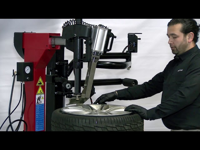 Leverless Tire machine & Fully Automatic tire balancer Combo in Other Parts & Accessories in Mississauga / Peel Region