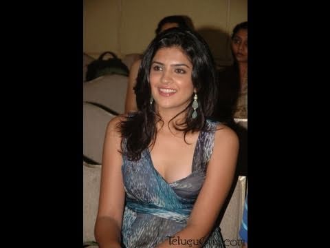 Chit Chat with Deeksha Seth, Sexy Actress - Deeksha Seth, Heroine Deeksha Seth, Director BVS Ravi, Gopichand and Deeksha Seth, Wanted Movie Special, Wanted Telugu Movie Story, Hero Gopichand, Actress Deeksha Seth, Music Chakri, Producer Anand Prasad, Director B.V.S Ravi, Wanted Telugu Movie, Gopichand Wanted, Tone ToneTV, TeluguOne TeluguOneTV, LocalTV MaaTV ETV, MaaMusic ToneMusic, TV5News ETV2News, FreeNews Channels, Tollywood Movies, Free Telugu Movies