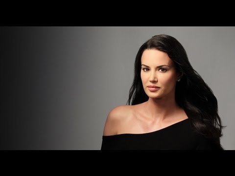 lighting - Sign up at http://theslantedlens.com for free video lighting tutorials & gear giveaways *** The Basics of a One Light Setup: A Lighting Tutorial From Jay...