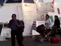 azeriler centrde ispanec igraet na gitare azeriler centrde ispanec igraet na gitare