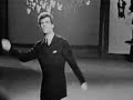 le jeune eddy mitchell a ses d�buts solo...