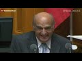Abonnieren Sie unseren Kanal SPIEGEL TV: www.youtube.com Als Nationalrat für Finanzen in der Schweiz sollte Hans-Rudolf Merz dem Parlament in Bern Rede und Antwort stehen. Doch als es um die Importe von gewürztem Fleisch ging, konnte er sich nicht mehr beherrschen. Ein Lachanfall mit Unterhaltungswert. Hintergrund: Der Politiker musste vor allem über die bürokratische Sprache seiner Beamten schmunzeln.