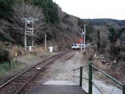 2008.01.14　新改駅を通過する、「南風24号」