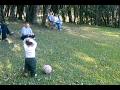 Vinicius jogando futebol na AB