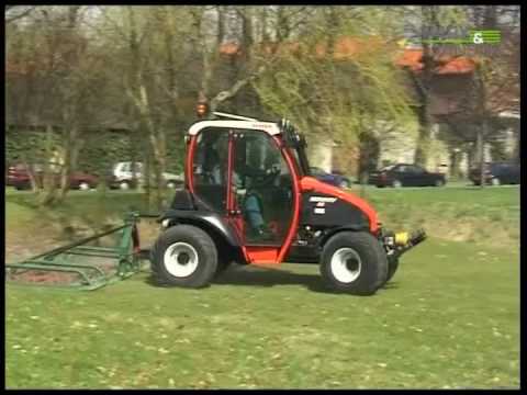 reform - Prezentacja ciągnika Mounty austriackiej firmy Reform. Zapraszamy na naszą stronę http://www.hary-janson.pl/ gdzie można dowiedzieć się szczegółów dotyczącyc...