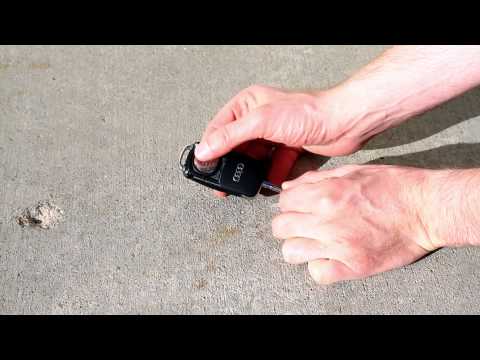 Audi Switchblade Key fob Battery Replacement (A8L)