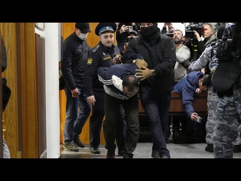 Russland: Nach dem Anschlag in Krasnogorsk bei Moskau mit mehr als 130 Toten wurden vier Haftbefehle erlassen
