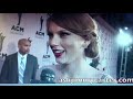 behind the scenes at a nashville red carpet event