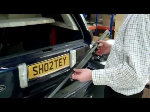 How to remove lower tailgate plastic trim on Range Rover L322