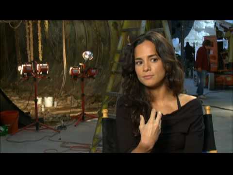 Alice Braga