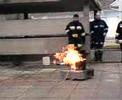 Demonstration fa da Feuerwehr ban a EXPLUSION