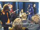 Ut i v�r hage