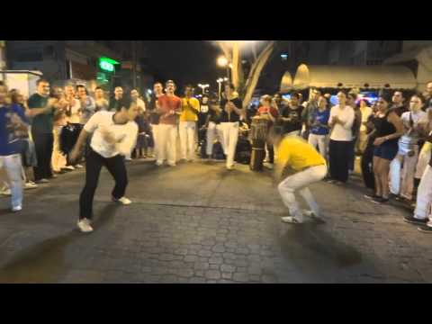 markdayresponse - Visit http://www.LiveCapoeira.com for more! LiveCapoeira on Facebook: http://www.facebook.com/pages/LiveCapoeira/180880671970104 LiveCapoeira on Twitter: htt...
