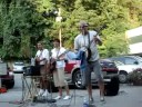 i recorded a bluegrass band outside an italian restaurant in gatlinburg. they play there every night, and we've seen them every time we've been to gatlinburg. too bad i don't know the band's name. d: