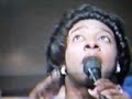 beverly crawford and the new life singers on bobby jones gospel performing 