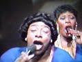 beverly crawford and the new life singers on bobby jones gospel performing 