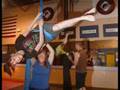 videos de Students of aerial fabrics climb and contort in pursuit of f