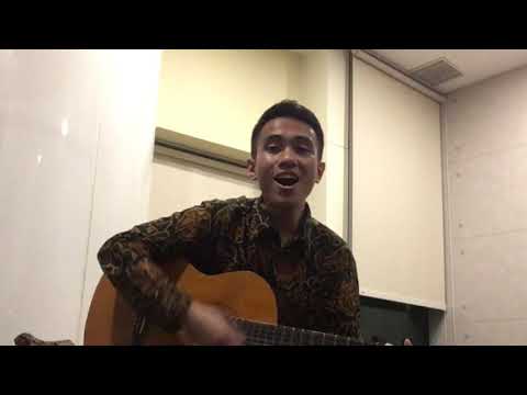 Heartbreaker by Mariah Carey.