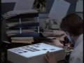 Mulder conoce a Scully