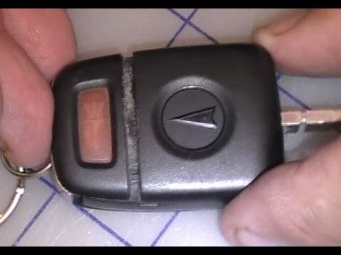 How to Replace Change a Battery for a Pontiac G8 Key Fob Car Remote