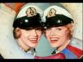 Alice & Ellen Kessler - Lasciati baciare col letkiss