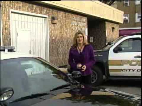 how to react around responding emergency vehicles