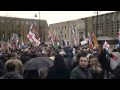 Police battle to control rival groups at demo
