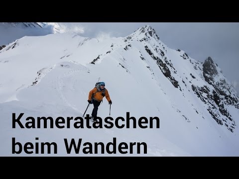 Kamera im Rucksack beim Wandern und Bergsteigen transportieren
