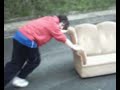 El transporte del sofa
