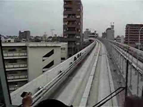 舎人ライナー（足立小台→熊野前）