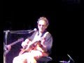 letra: carlos drummond de andrade
m�sica: paulo diniz

        ��e agora, jos�?
          a festa acabou,
          a luz apagou,
          o povo sumiu,
          a noite esfriou,
          e agora, jos�?``
