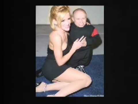 Mini Me Continues To Hook Up With Hot Chicks