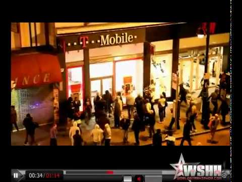 mop looting - Check out our Channel! http://www.youtube.com/user/WWOnlineNews War Like Situation In Brixton - Is This The Mop? Guys Looting A T Mobile Shop! UK Riots.