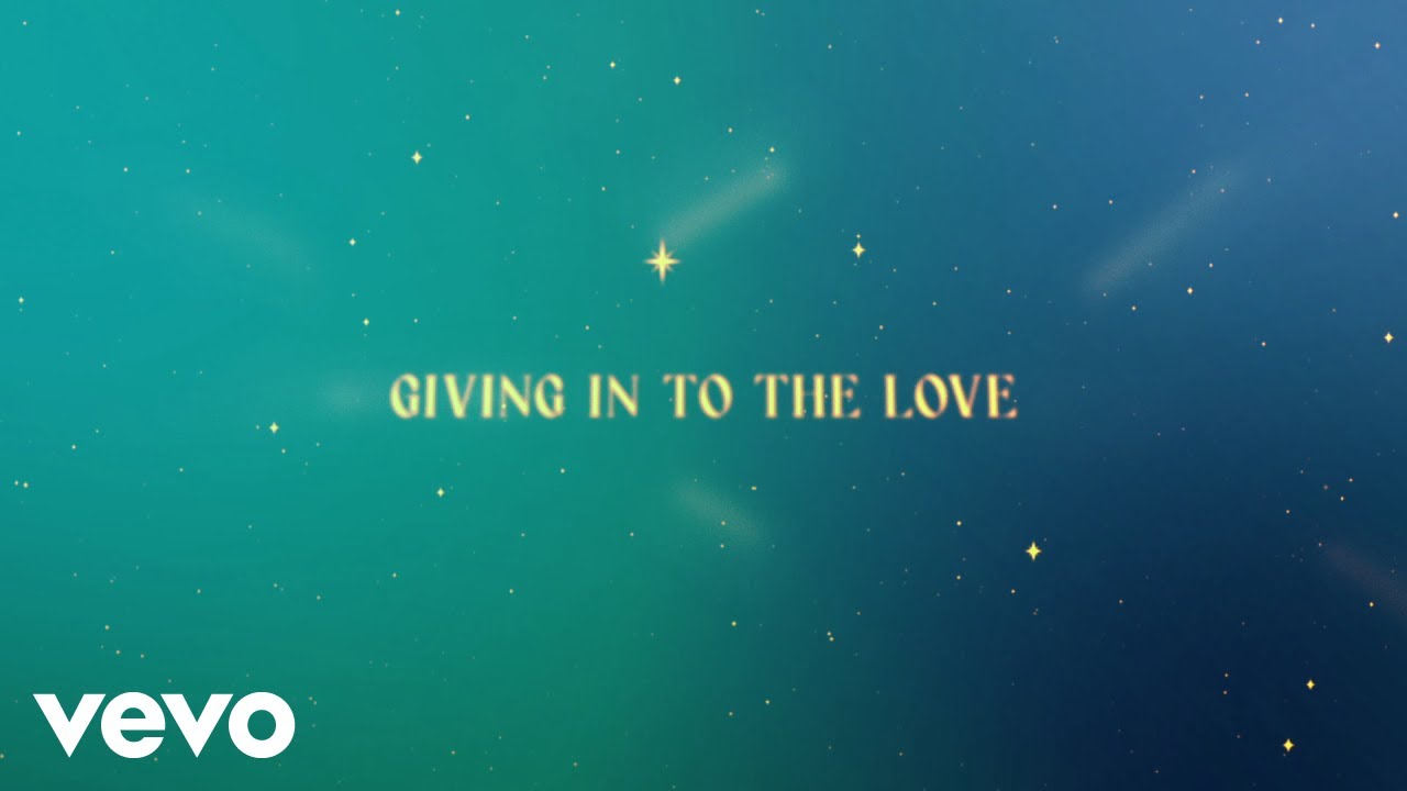 AURORA - "Giving In To The Love"リリックビデオを公開 新譜アルバム「The Gods We Can Touch」2022年1月22日発売予定 thm Music info Clip