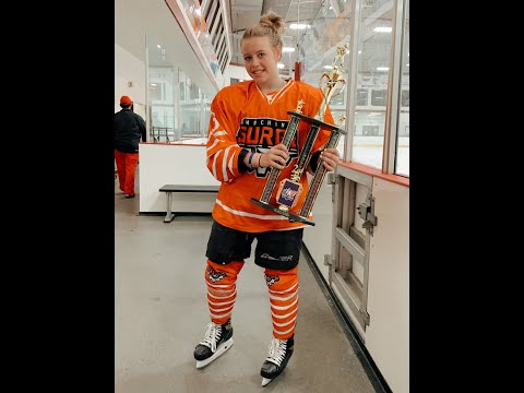 Helena Wisner (Minnesota Machine) physically protecting the defensive zone in the championship game.