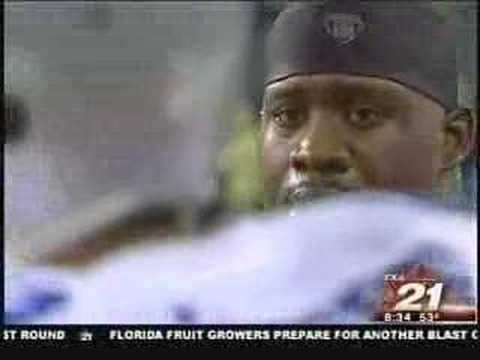 SandersClaus:__Deion_Suprises_Jamaal_Dardar