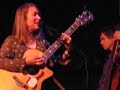Nerissa & Katryna Nields - The Soldier at Your Door