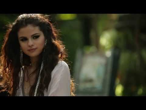Selena Gomez – Come & Get It (STARS DANCE preview – 5 of 11)