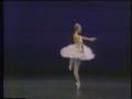 Sylvie Guillem performing Grand Pas Classique