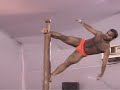 もはや体操競技みたいな男性版のインドのポールダンスがかっこいいのサムネイル2
