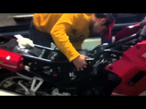 how to clean the carburetor on a kawasaki ninja 250r