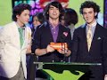 Jonas Brothers with Miley on KCA