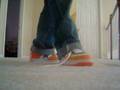 Tying-shoes-with-no-