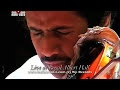 india's master violinist performs live at the royal albert hall in 1995.  here he improvises in raga charukesi.  extracted from 'live at the royal albert hall' (c) viji records 
www.indianviolin.com