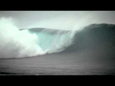 Teahupoo surf spot