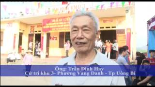 Đồng chí Phạm Ngọc Hải, Chủ tịch UBBC thành phố dự và bỏ phiếu tại phường Vàng Danh