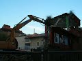 Letaman gaztetxea bota dute